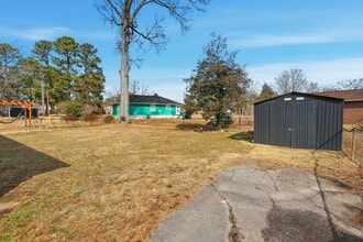 104 Sadler Ave in Colonial Heights, VA - Building Photo - Building Photo