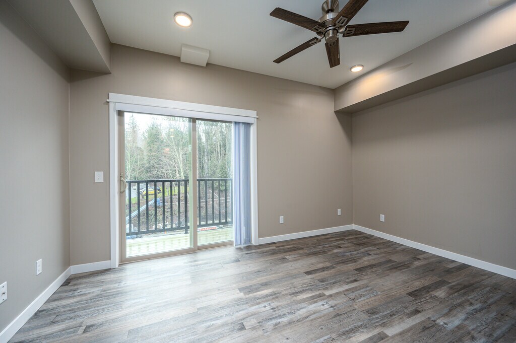 Elwood Edge Apartments in Bellingham, WA