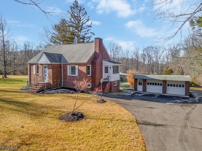 111 King George Rd in Warren, NJ - Building Photo - Building Photo