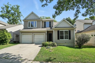 2380 Oaktree Pl in Cincinnati, OH - Building Photo - Building Photo