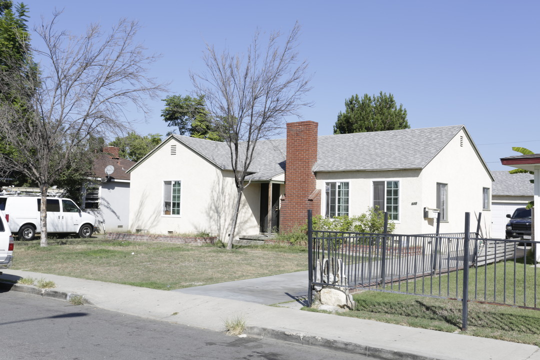 623 Victor Ave in Anaheim, CA - Building Photo