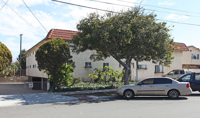 Mason Manor Apartment in National City, CA - Foto de edificio - Building Photo