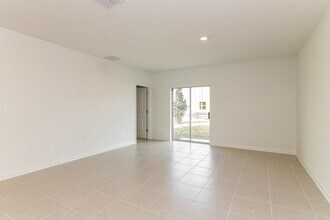 4029 Old Ml Rd in Haines City, FL - Building Photo - Building Photo