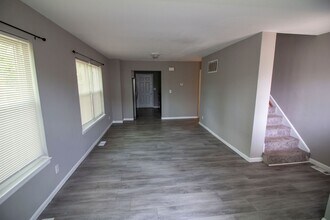 4346 Swan Ave in St. Louis, MO - Building Photo - Building Photo
