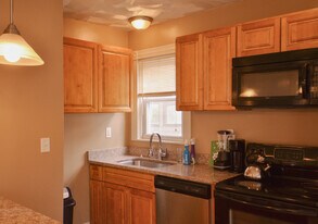 148 Ohio Ave in Providence, RI - Building Photo