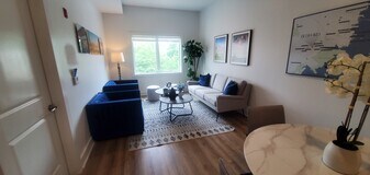 376 Communipaw Ave in Jersey City, NJ - Building Photo