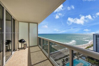 1830 S Ocean Dr, Unit 2505 in Hallandale Beach, FL - Foto de edificio - Building Photo