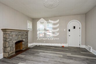 1706 Veronica Ave in St. Louis, MO - Building Photo - Building Photo