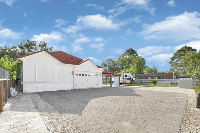 509 Joan Of Arc Dr in Hempstead, TX - Building Photo - Building Photo