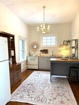 206 N Bethlehem Pike in Fort Washington, PA - Building Photo