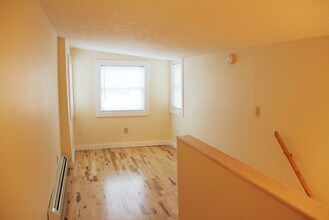 63 Peru St in Burlington, VT - Building Photo - Building Photo