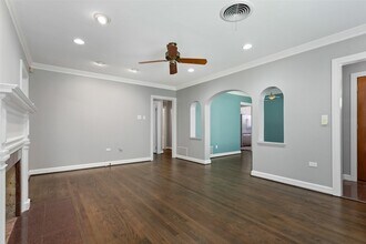 6040 Ellsworth Ave in Dallas, TX - Foto de edificio - Building Photo