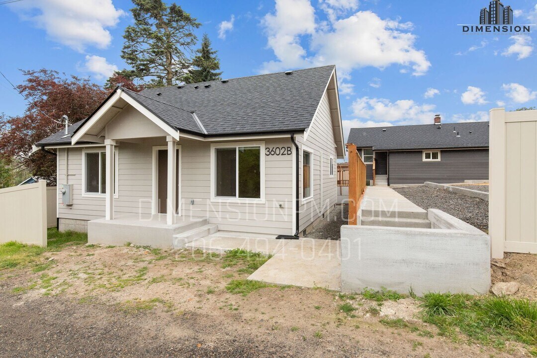 3602 E T St in Tacoma, WA - Building Photo