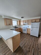 427 6th Ave SW, Unit 427-A in Albany, OR - Building Photo - Building Photo