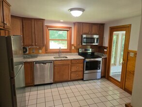 12 Cedar Dr in Canton, MA - Building Photo - Building Photo