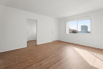 2638 4th St in Santa Monica, CA - Foto de edificio - Building Photo