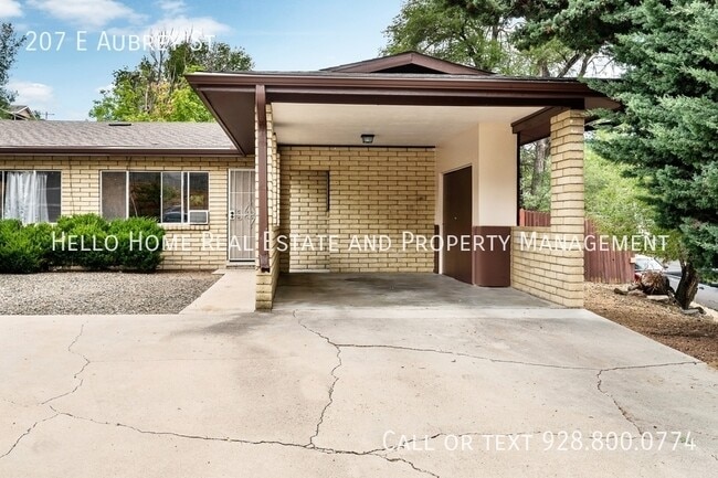 207 E Aubrey St in Prescott, AZ - Foto de edificio - Building Photo