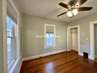 7 Bay State Ave, Unit 1-2b in Somerville, MA - Building Photo - Building Photo