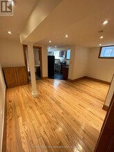 179 St Clair Ave E in Toronto, ON - Building Photo - Building Photo