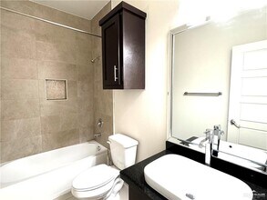19 Sabercat Ave in Edinburg, TX - Building Photo - Building Photo