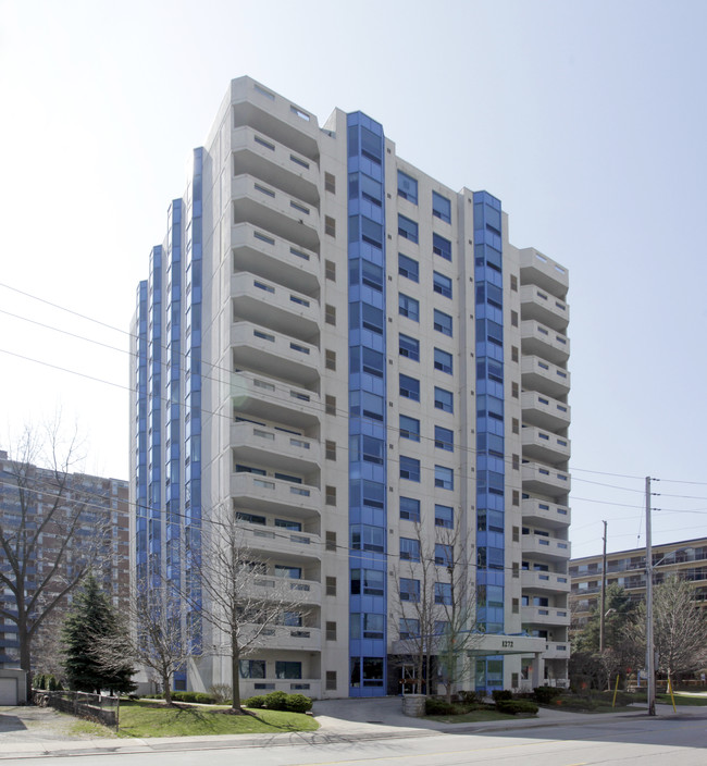 The Maples in Burlington, ON - Building Photo - Building Photo