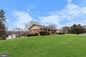 24620 Marlboro Dr in Damascus, MD - Building Photo - Building Photo