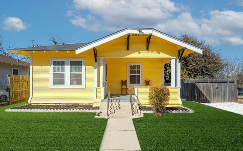 475 E French Pl in San Antonio, TX - Building Photo