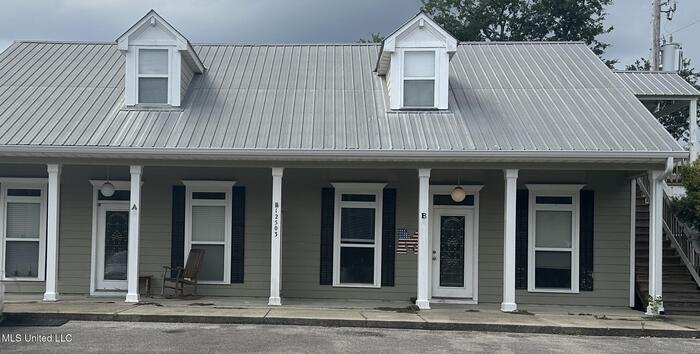 12503 Canal Rd in Gulfport, MS - Foto de edificio