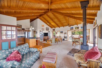 66 Puakea Pl in Kula, HI - Building Photo - Building Photo