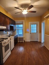 27 Seymour St in Bristol, CT - Building Photo - Building Photo