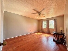 10800 US Hwy 19 N in Pinellas Park, FL - Building Photo - Building Photo