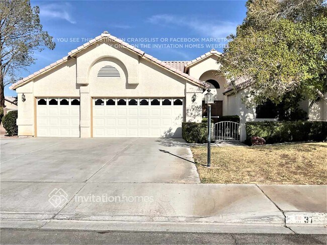 property at 3724 N Glen Ridge Way