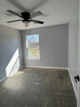 303 Limited St in Bellmead, TX - Building Photo - Building Photo