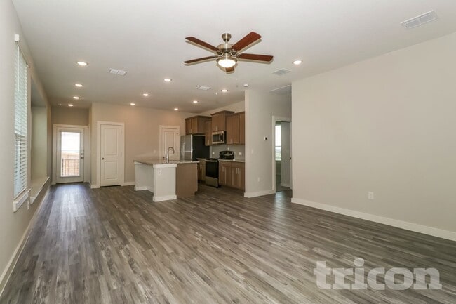 1569 Palo Verde Wy in Leander, TX - Foto de edificio - Building Photo