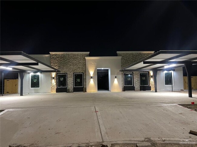 2100 Cassandra St in Mission, TX - Building Photo - Building Photo