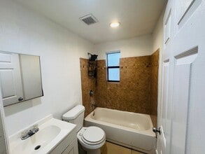536 SW 6th Terrace, Unit 536 in Homestead, FL - Building Photo - Building Photo