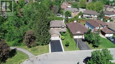 25 Claudet Crescent in Ottawa, ON - Building Photo - Building Photo