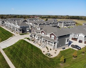 Catalina Crossing in McFarland, WI - Foto de edificio - Building Photo