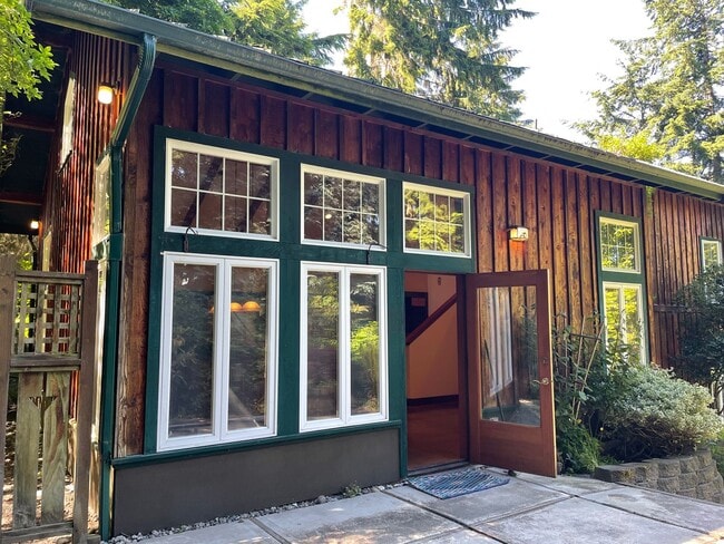 property at 4200 Archwood Ct