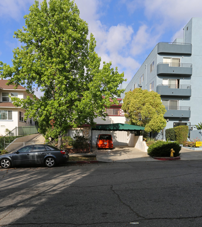 837 S Berendo St in Los Angeles, CA - Building Photo - Building Photo