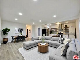 1217 N Virgil Ave in Los Angeles, CA - Building Photo