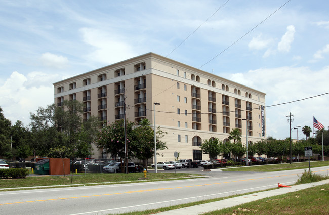 Malibu Apartments in Tampa, FL - Building Photo - Building Photo