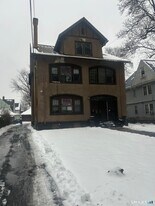 304 Edgewood St in Hartford, CT - Building Photo