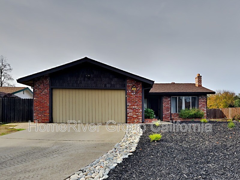 1753 Klamath River Dr in Rancho Cordova, CA - Building Photo
