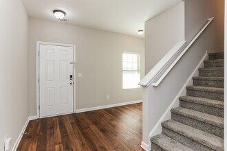 4059 Clay Ct SE in Conyers, GA - Foto de edificio - Building Photo