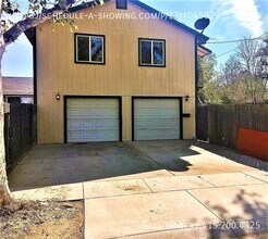 701 Oakland Ave in Roseville, CA - Building Photo - Building Photo