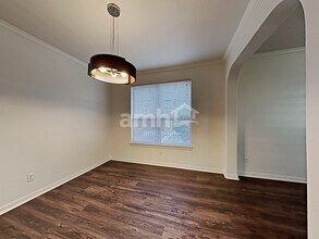 5805 Kiger Dr in Grand Prairie, TX - Foto de edificio - Building Photo