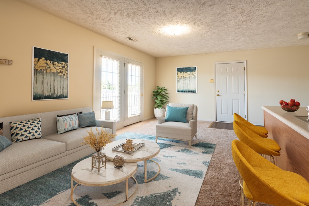 South Main Apartments in Hope Mills, NC - Building Photo