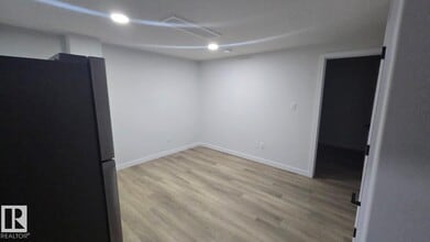 336 Munn Way in Leduc, AB - Building Photo - Building Photo