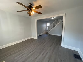 417 N Rodney St in Wilmington, DE - Foto de edificio - Building Photo